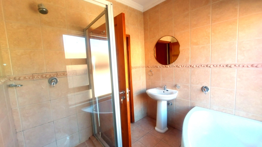 3 Bedroom Property for Sale in Xanadu Eco Park North West